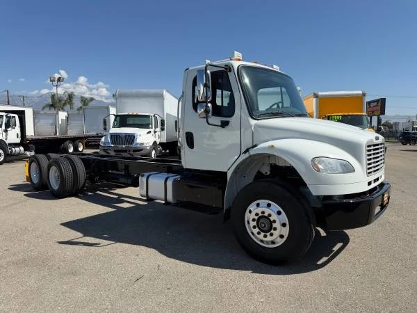 2020 Freightliner - Image 13 of 27