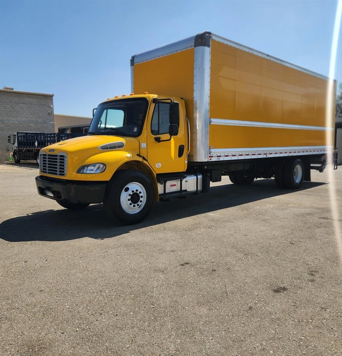 2020 Freightliner - Image 16 of 31