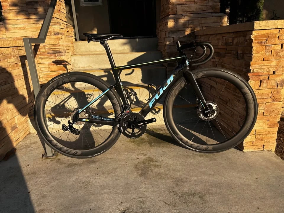 2020 Fuji - Image 2 of 6