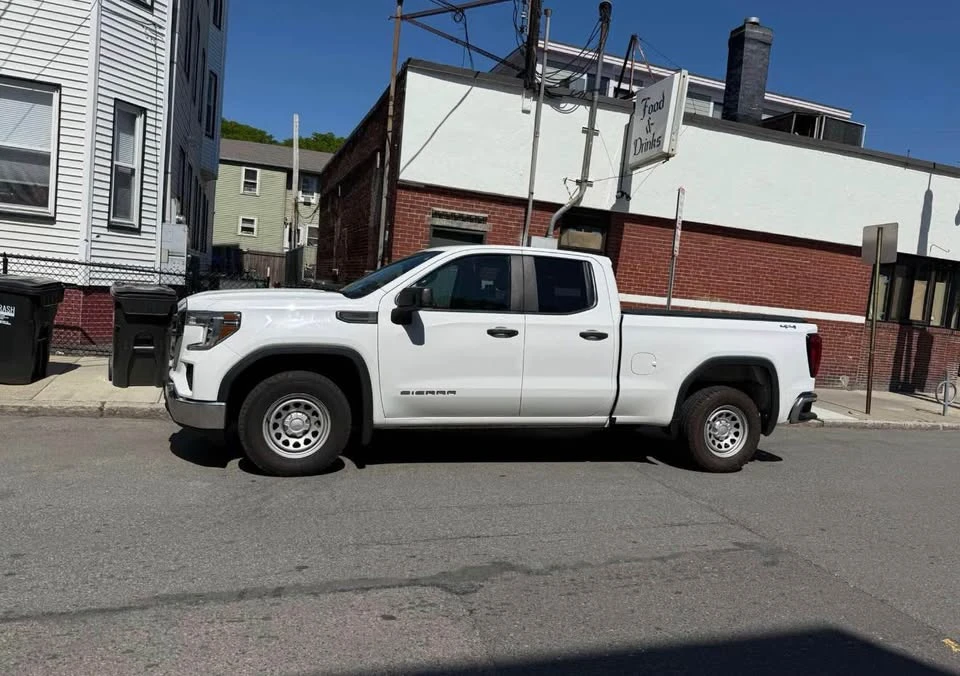2020 GMC Sierra 5th Gen - Image 3 of 4
