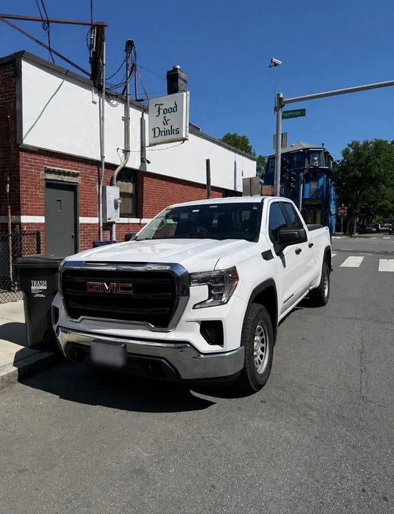 2020 GMC Sierra 5th Gen - Image 2 of 4