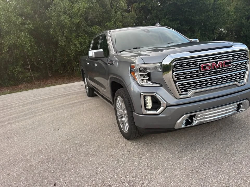 2020 GMC Sierra 5th Gen - Image 3 of 18