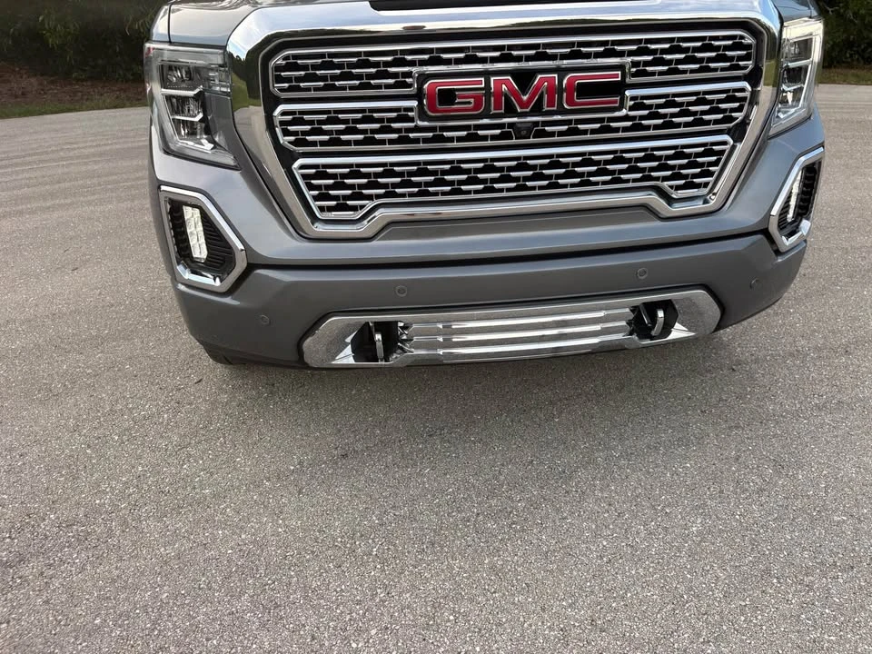 2020 GMC Sierra 5th Gen - Image 2 of 18