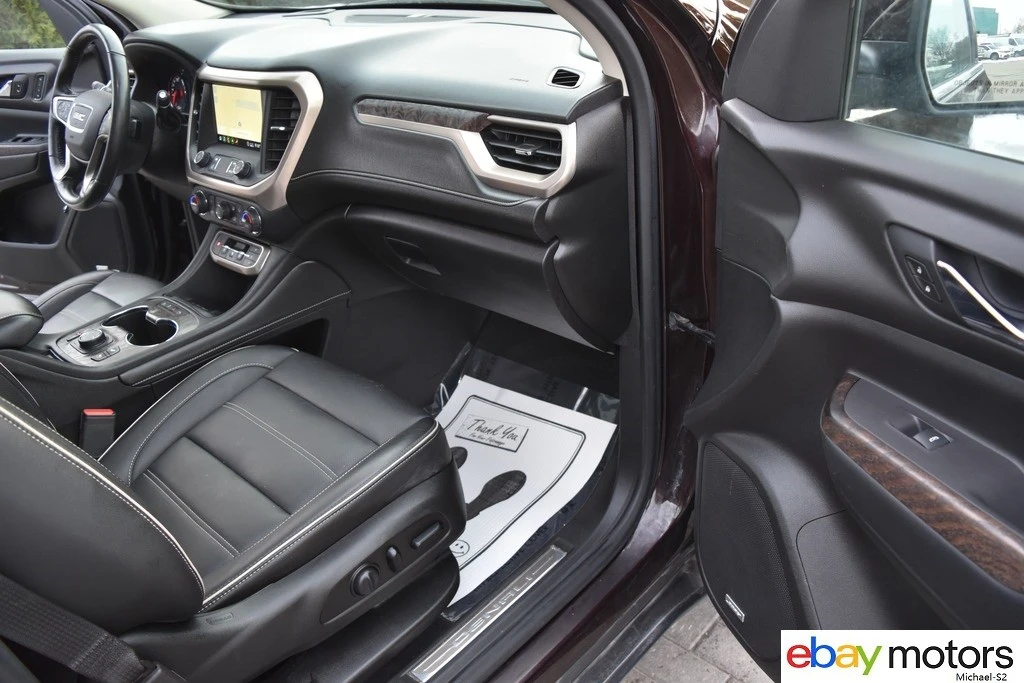 2020 GMC Acadia - Image 17 of 21