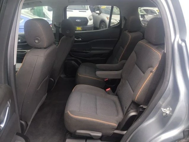 2020 GMC Acadia - Image 15 of 21