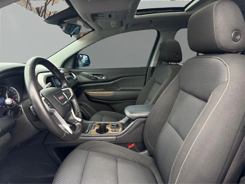 2020 GMC Acadia - Image 9 of 12