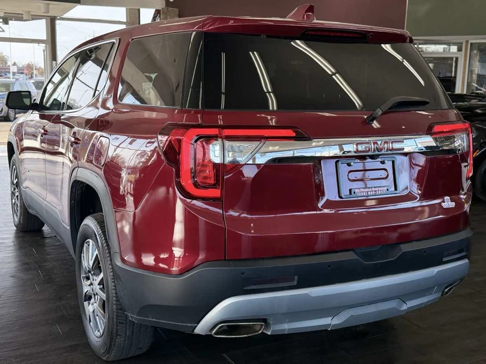 2020 GMC Acadia - Image 11 of 12