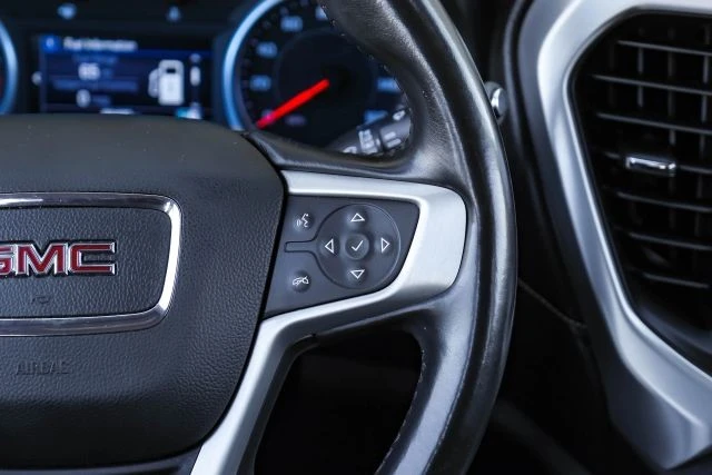 2020 GMC Acadia - Image 18 of 21