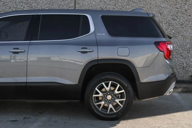 2020 GMC Acadia - Image 13 of 21