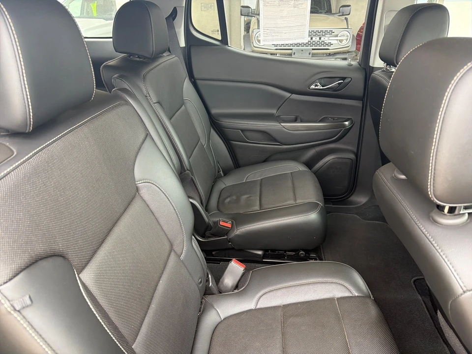 2020 GMC Acadia - Image 10 of 21