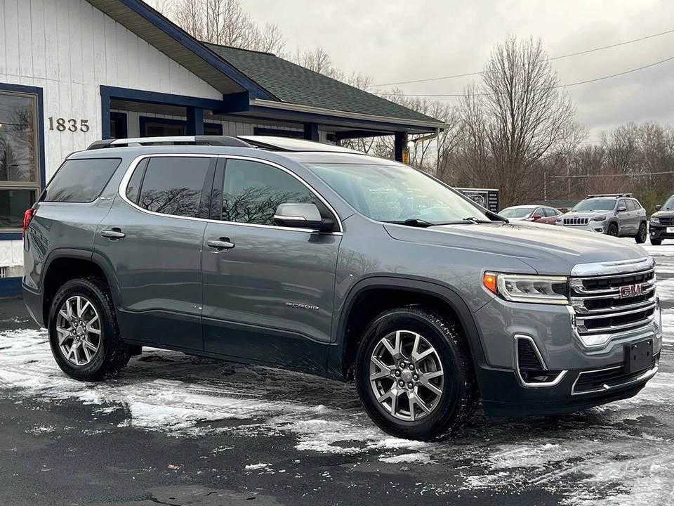 2020 GMC Acadia - Image 18 of 21