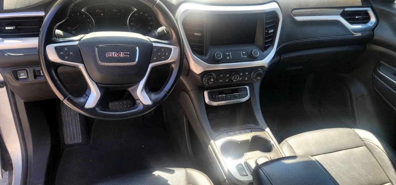 2020 GMC Acadia - Image 14 of 21
