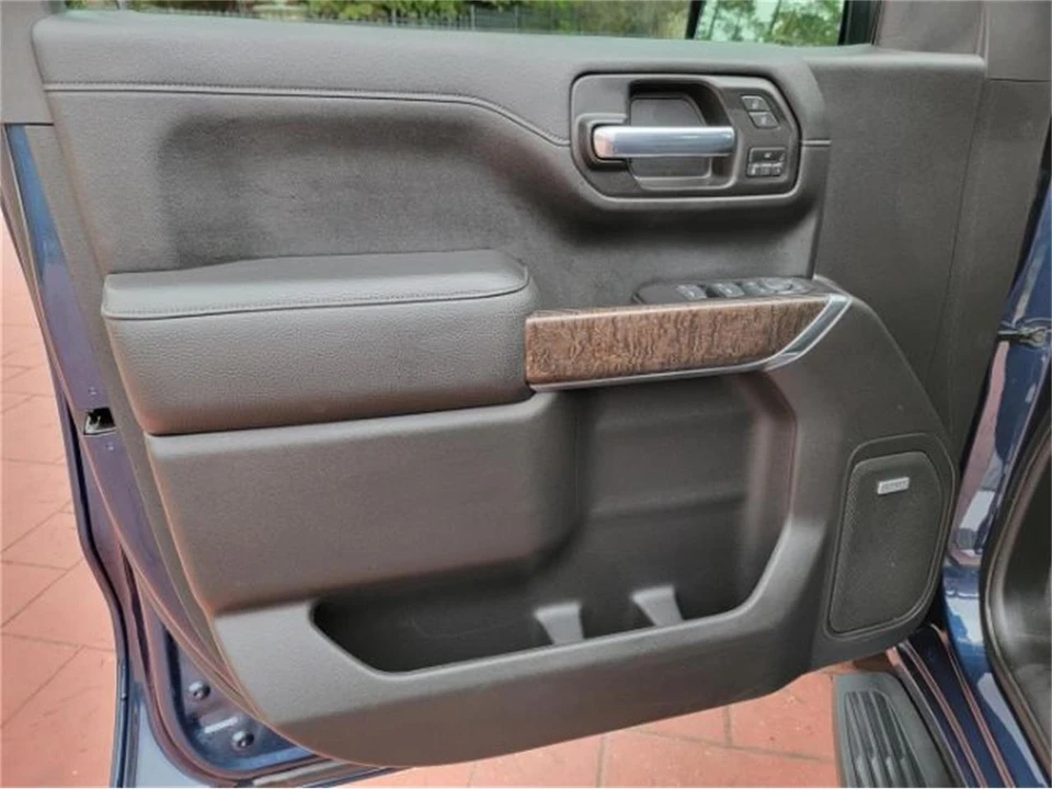 2020 GMC Sierra 5th Gen - Image 3 of 30