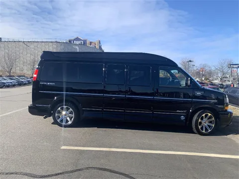 2020 GMC Savana