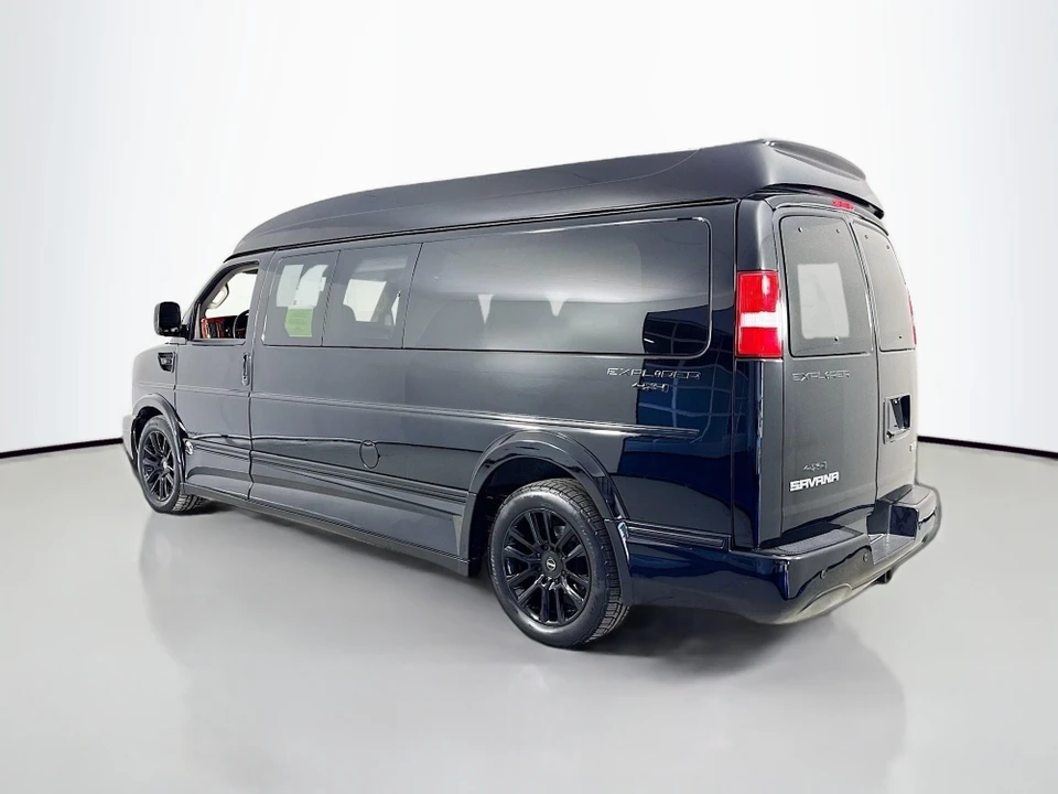 2020 GMC Savana - Image 5 of 31