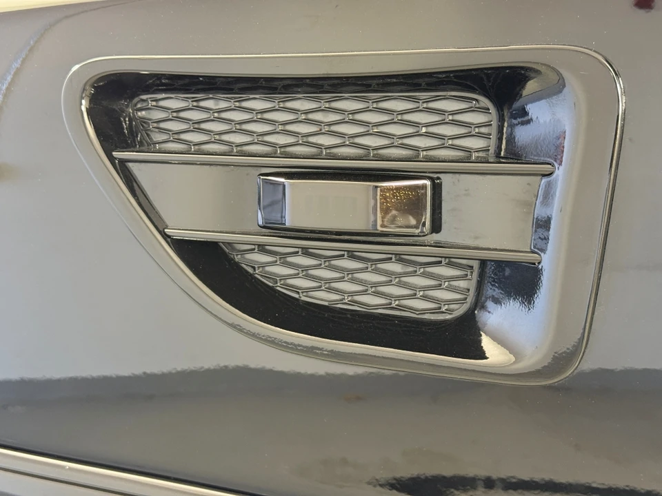 2020 GMC Savana - Image 21 of 31