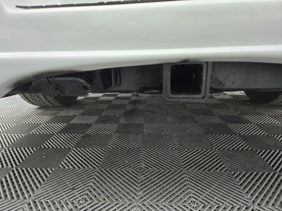 2020 GMC Savana - Image 5 of 21
