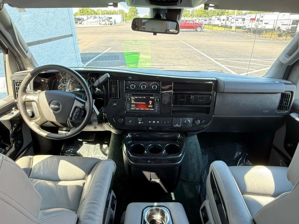 2020 GMC Savana - Image 2 of 21