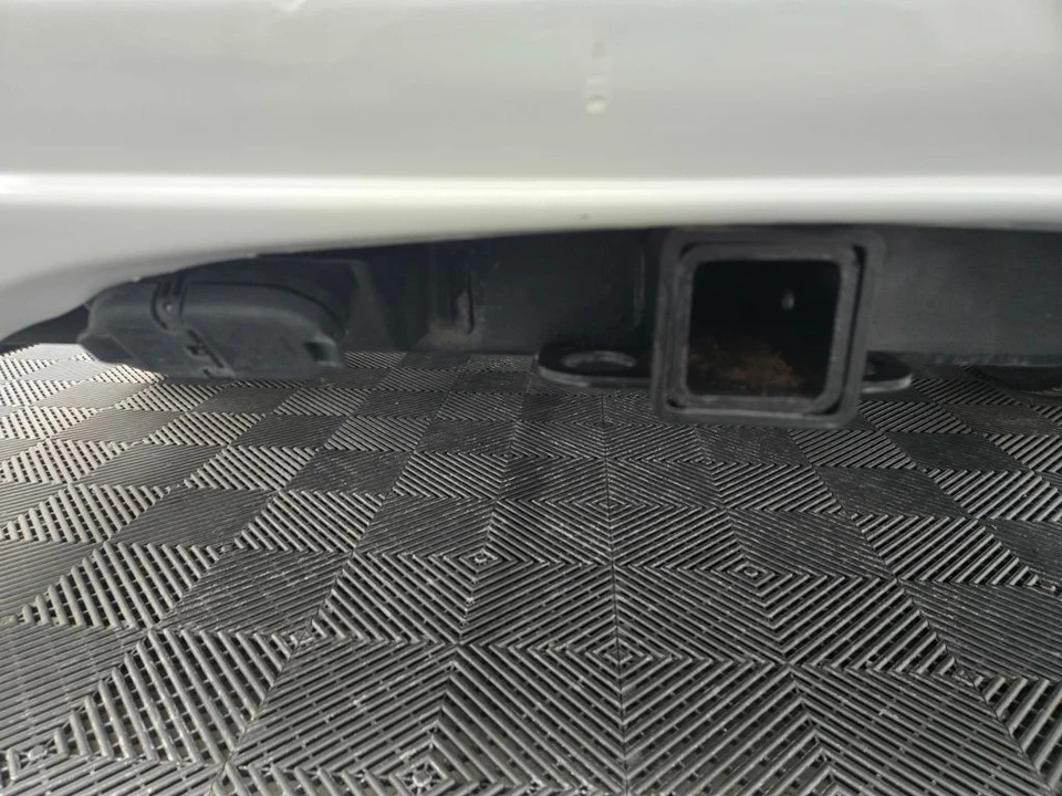 2020 GMC Savana - Image 5 of 21