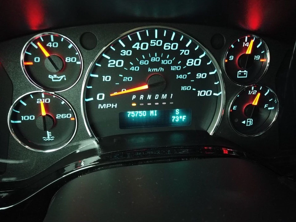 2020 GMC Savana - Image 25 of 31