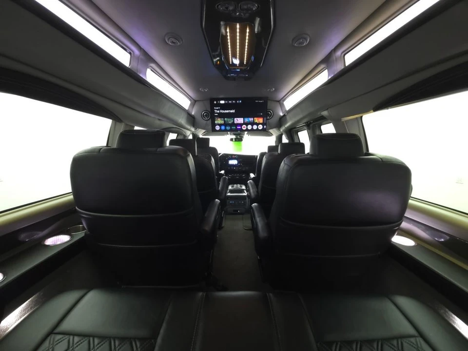 2020 GMC Savana - Image 3 of 12