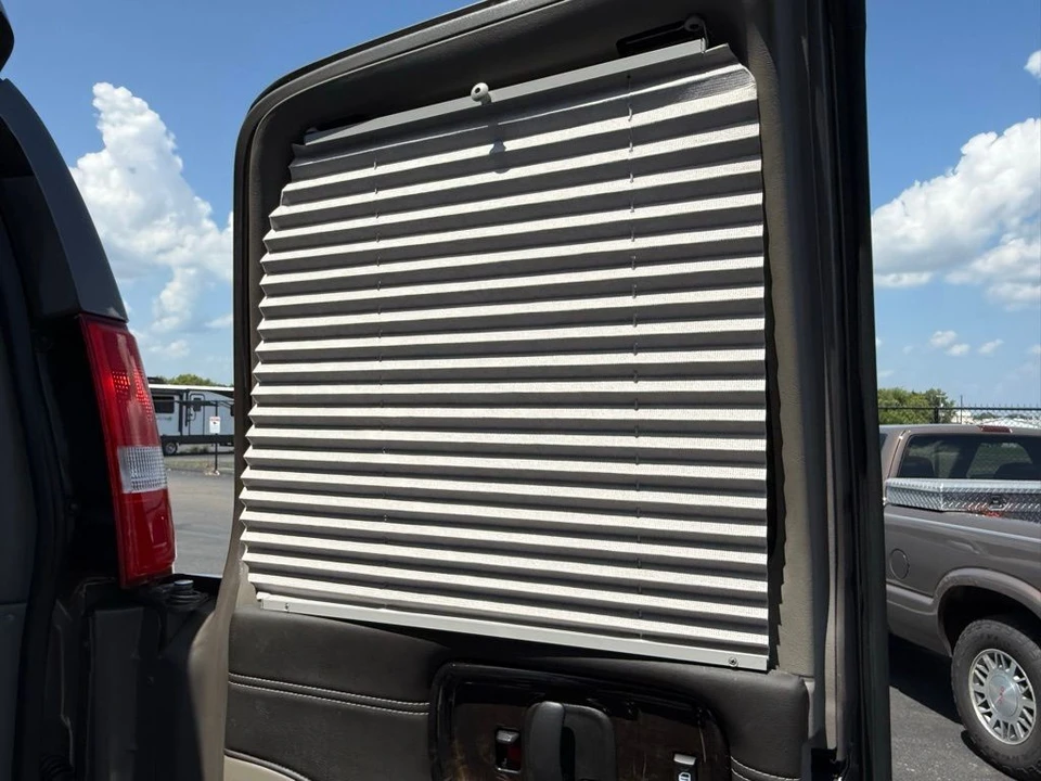2020 GMC Savana - Image 6 of 21