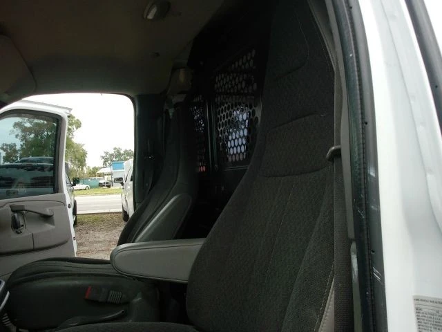 2020 GMC Savana - Image 13 of 21