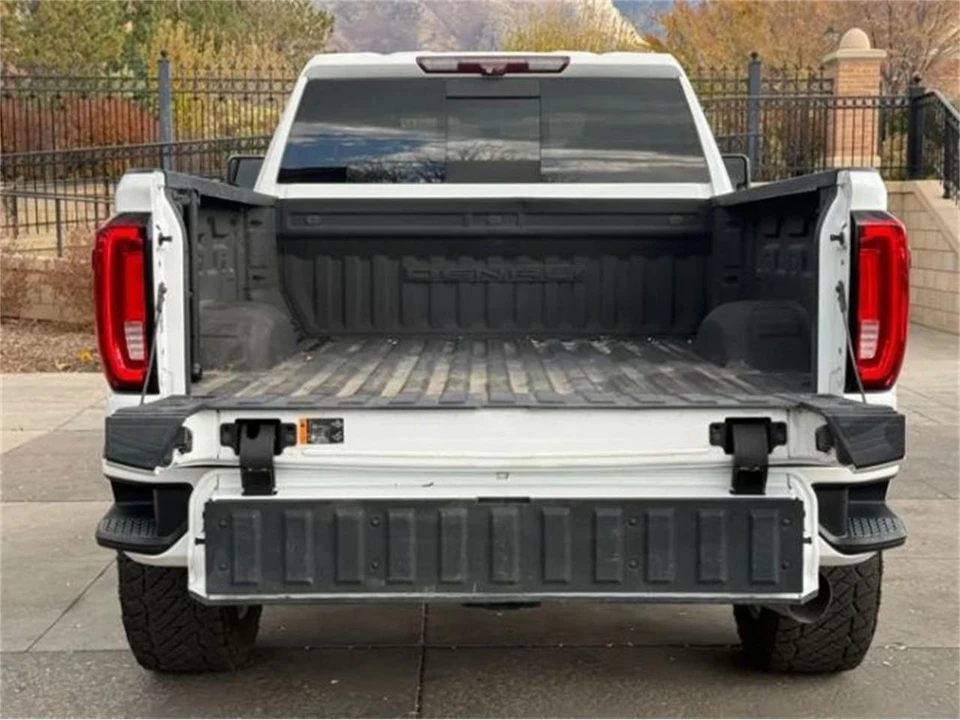 2020 GMC Sierra 5th Gen - Image 19 of 21