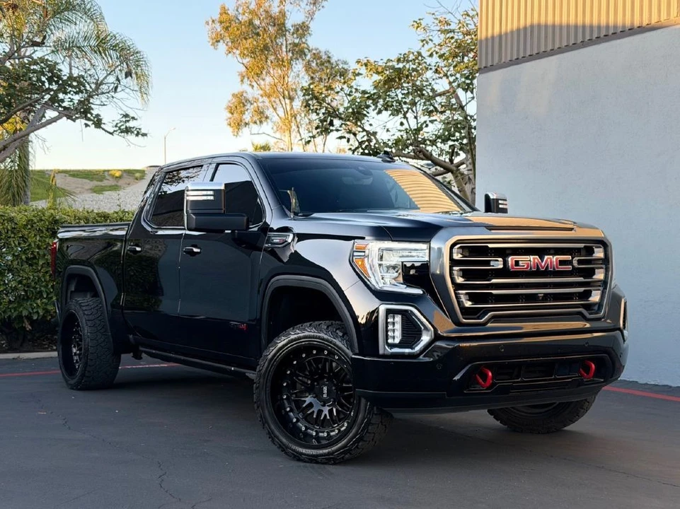 2020 GMC Sierra 5th Gen - Image 2 of 21