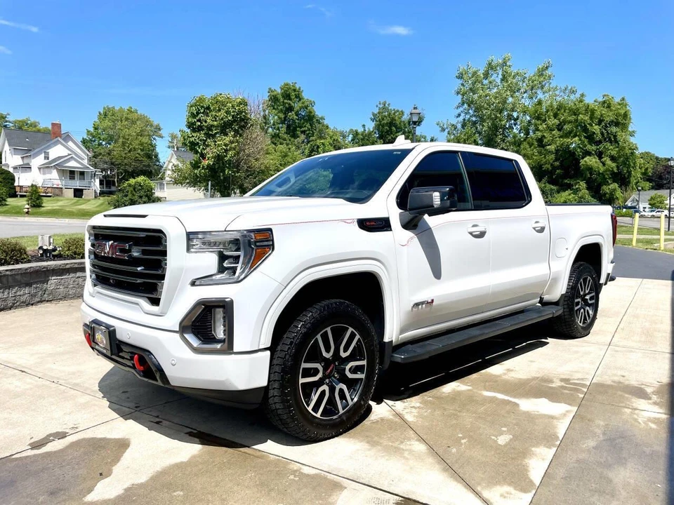 2020 GMC Sierra 5th Gen - Image 5 of 31
