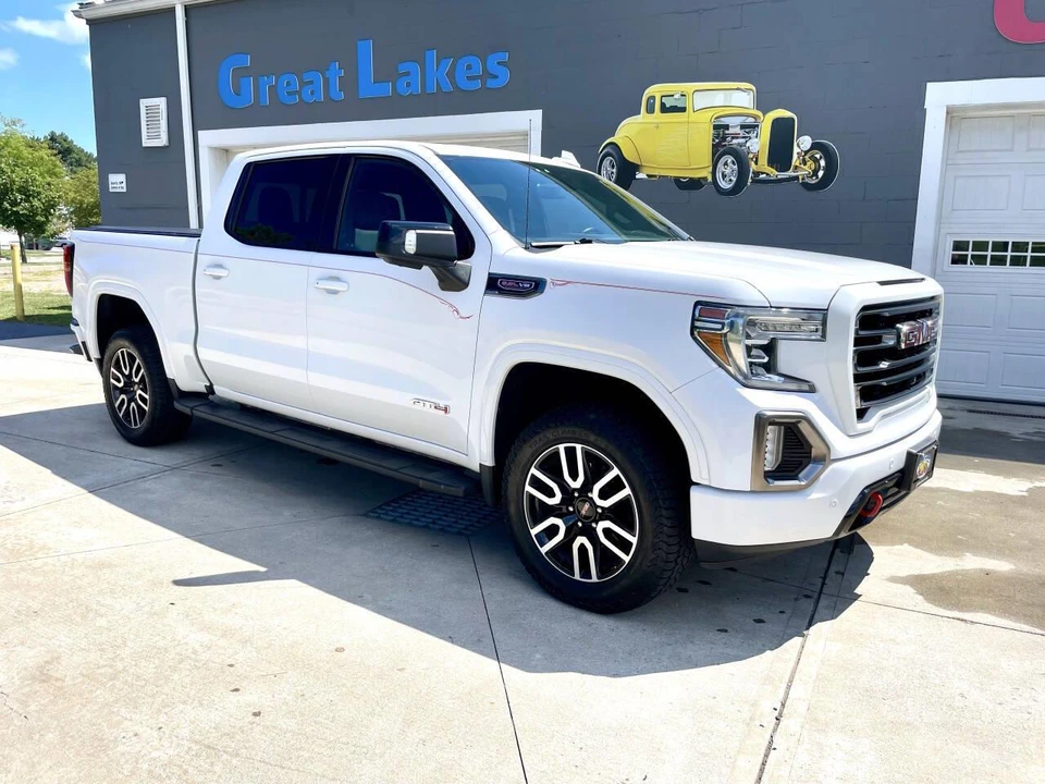 2020 GMC Sierra 5th Gen - Image 9 of 31