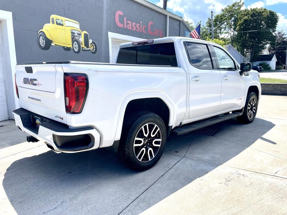2020 GMC Sierra 5th Gen - Image 11 of 31
