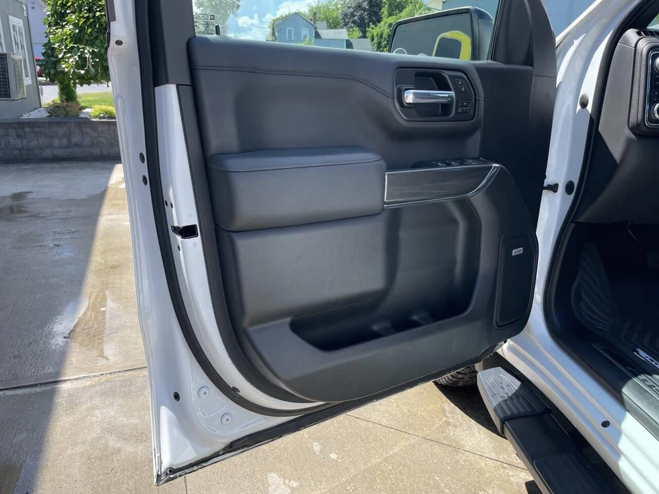 2020 GMC Sierra 5th Gen - Image 23 of 31