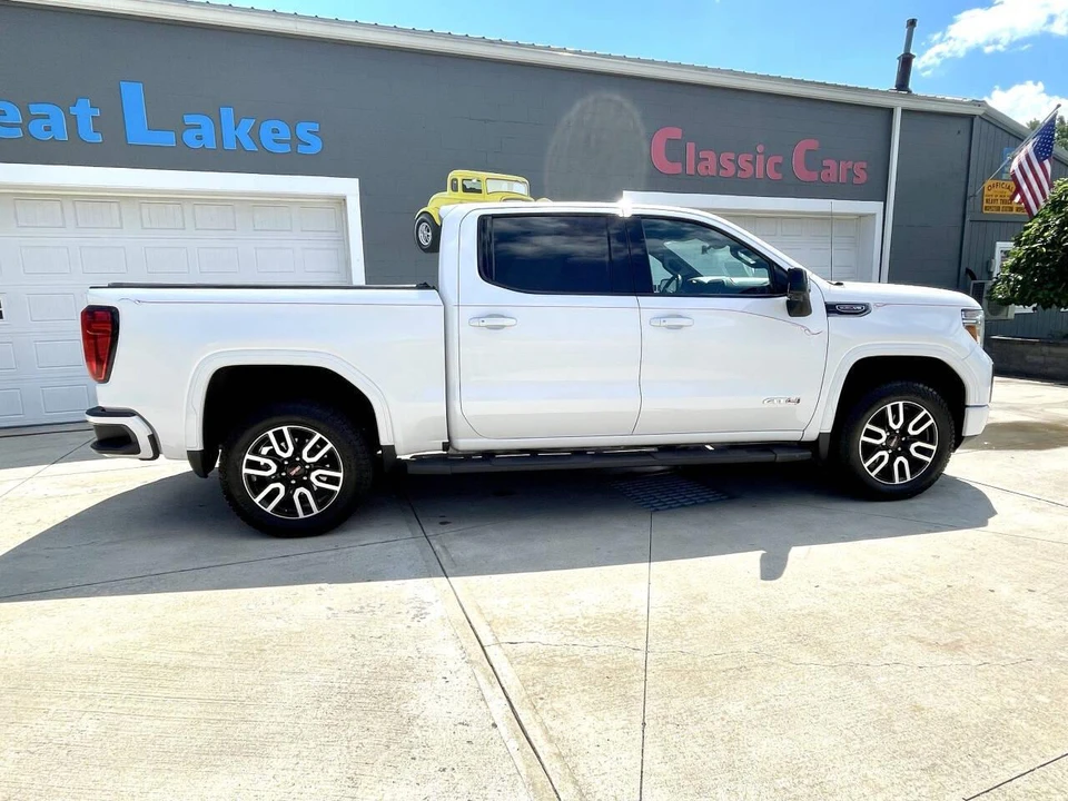 2020 GMC Sierra 5th Gen - Image 10 of 31
