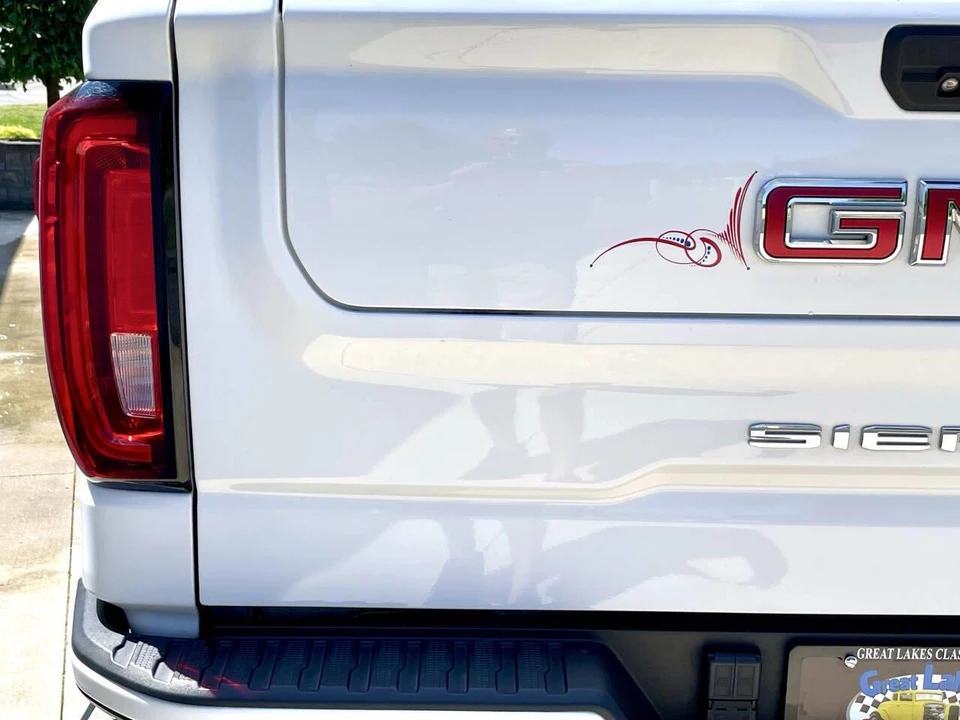2020 GMC Sierra 5th Gen - Image 14 of 31