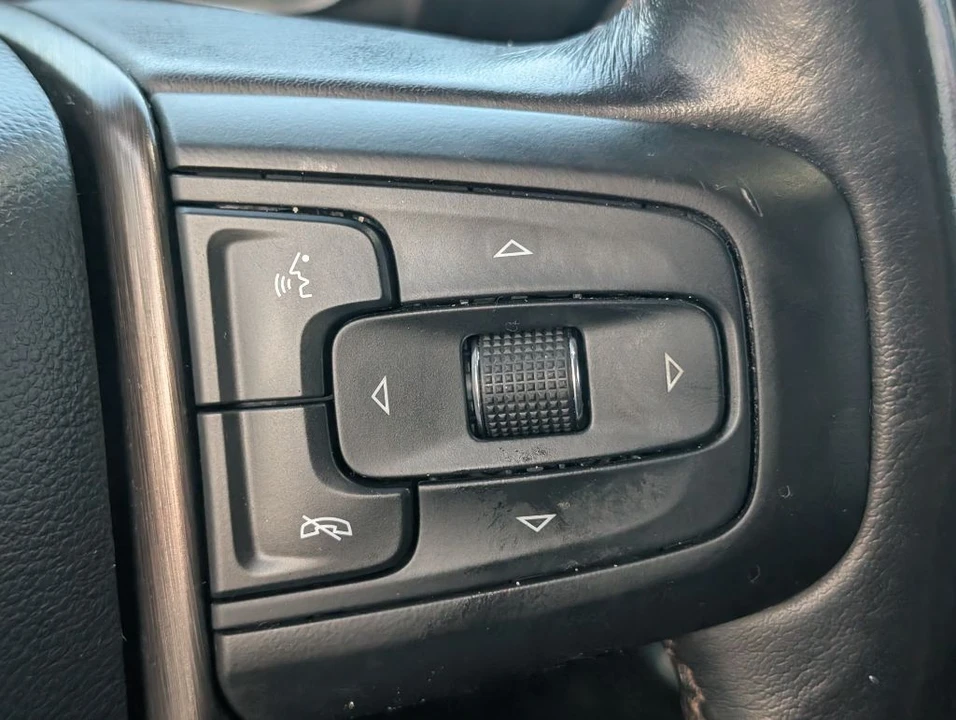 2020 GMC Sierra 5th Gen - Image 15 of 21