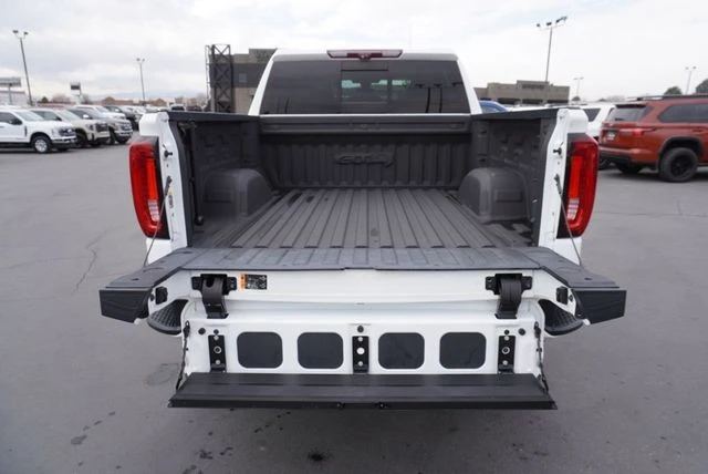 2020 GMC Sierra 5th Gen - Image 11 of 21