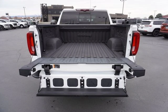 2020 GMC Sierra 5th Gen - Image 11 of 21