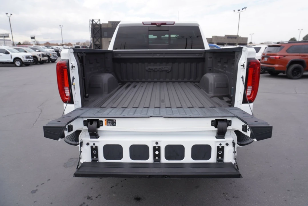 2020 GMC Sierra 5th Gen - Image 11 of 12
