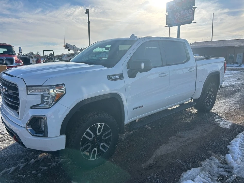 2020 GMC Sierra 5th Gen - Image 2 of 21