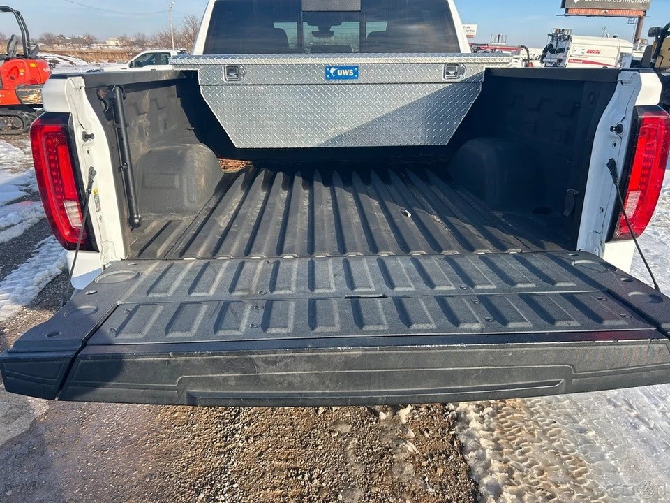 2020 GMC Sierra 5th Gen - Image 11 of 21