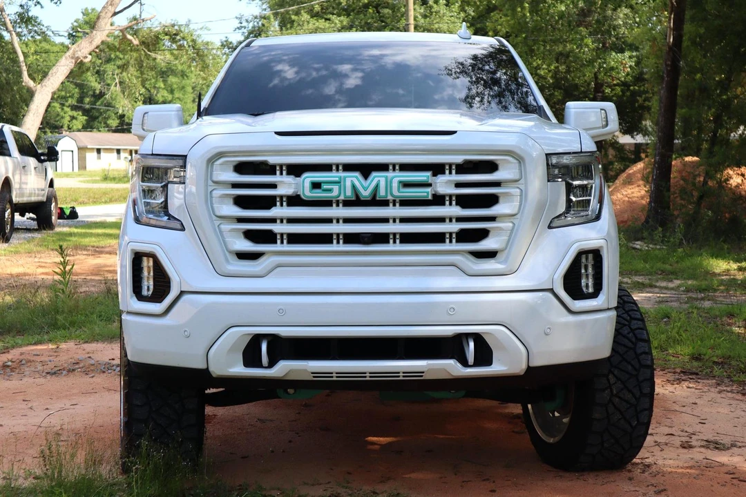 2020 GMC Sierra 5th Gen - Image 2 of 9