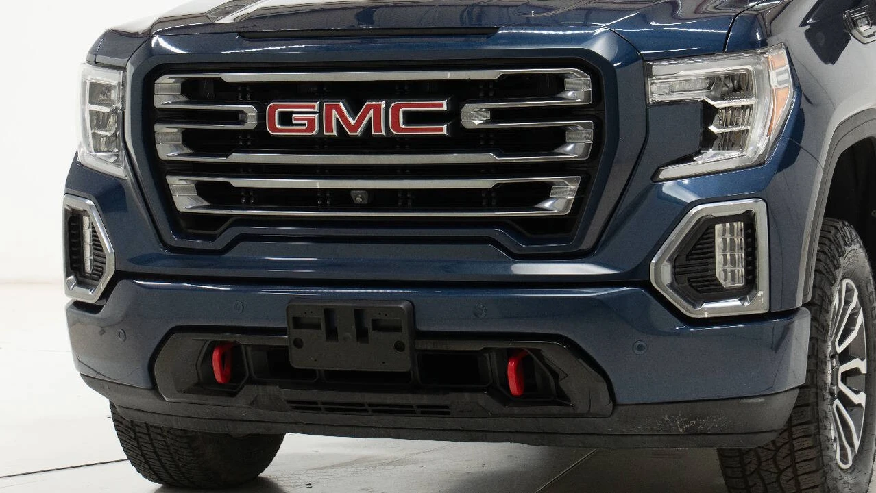 2020 GMC Sierra 5th Gen - Image 9 of 12