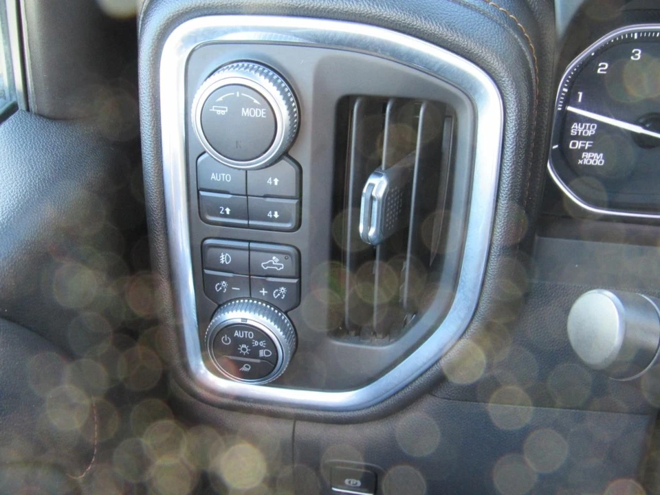 2020 GMC Sierra 5th Gen - Image 16 of 21