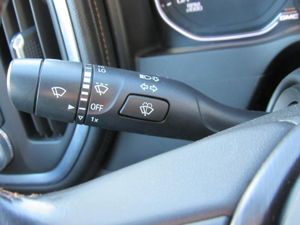 2020 GMC Sierra 5th Gen - Image 19 of 21