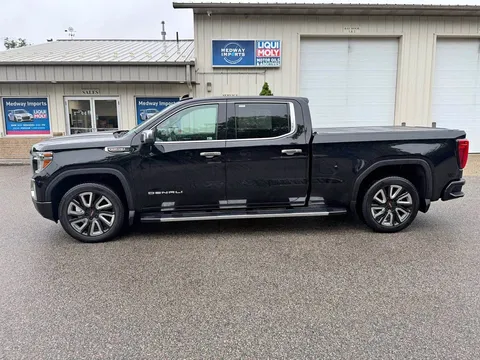 2020 GMC Sierra 1500 Crew Cab Denali Pickup 4D 5 3/4 ft