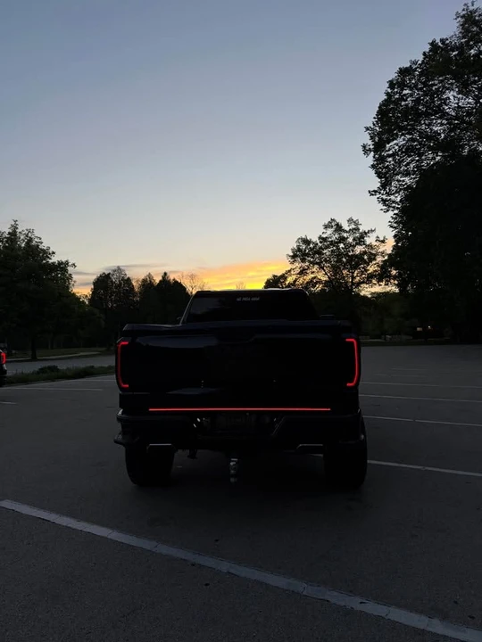 2020 GMC Sierra 5th Gen - Image 5 of 11