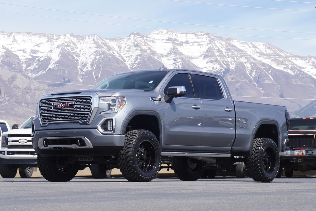 2020 GMC Sierra 5th Gen - Image 3 of 12