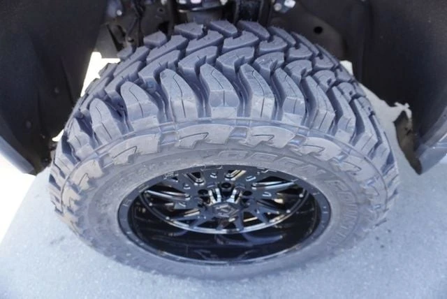 2020 GMC Sierra 5th Gen - Image 18 of 21