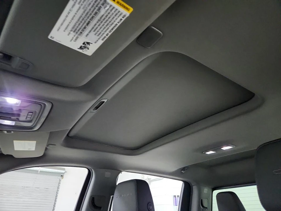 2020 GMC Sierra 5th Gen - Image 15 of 21